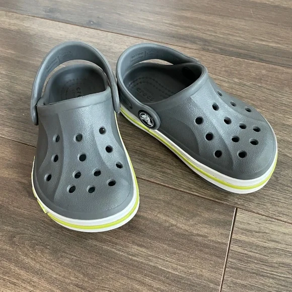 Kids crocs size 6 cheap